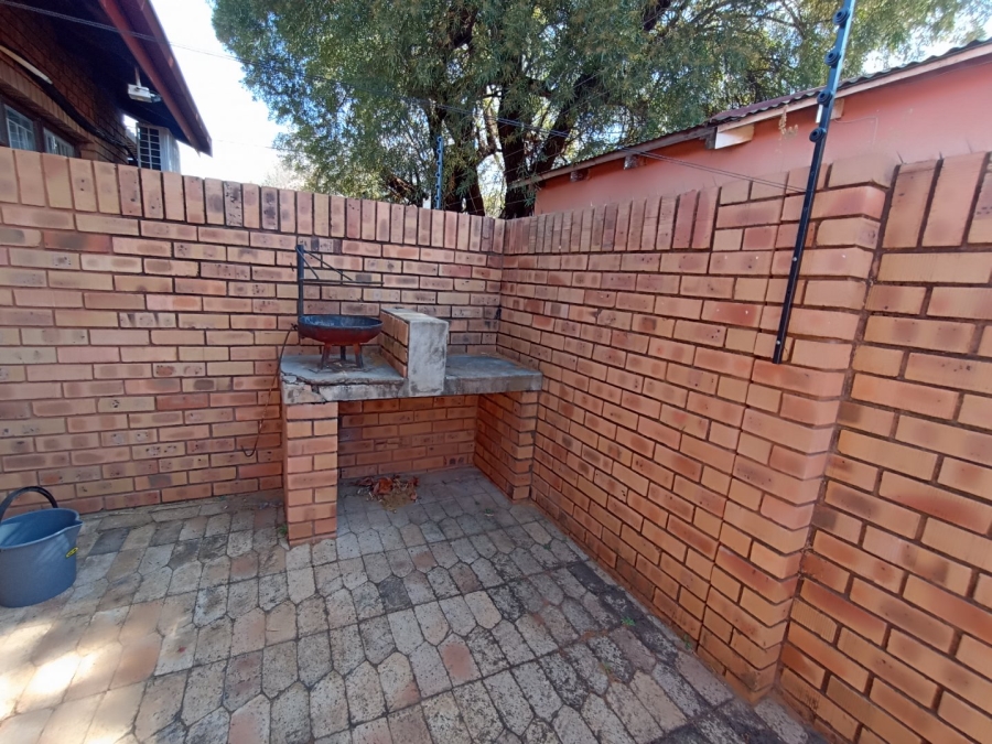 1 Bedroom Property for Sale in Die Bult North West